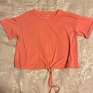 Cropped tee